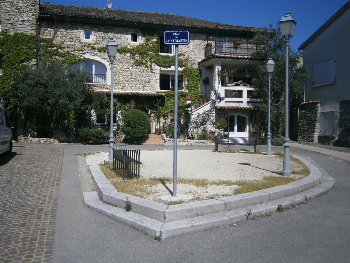 Gite L'Etape Vallon-Pont-dʼArc Esterno foto